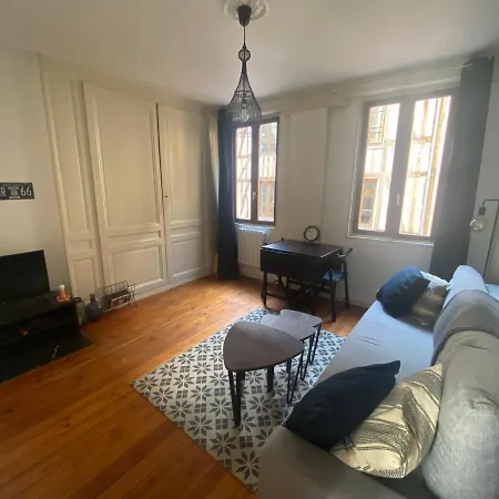 Magnifique T2 Typique Normand - 103 * Rouen